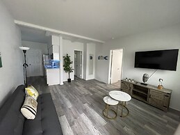 Douglas Rd Apartments