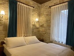 Dionysos 1789 Boutique Hotel