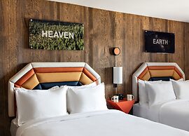 Americana Motor Hotel