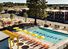 Americana Motor Hotel