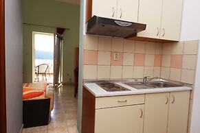 Apartments & Rooms Villa Petra