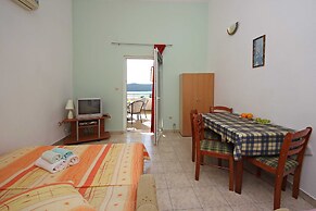 Apartments & Rooms Villa Petra