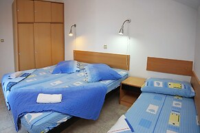 Apartments & Rooms Villa Petra