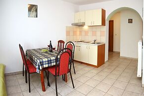 Apartments & Rooms Villa Petra