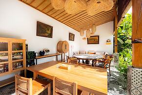 Kubu Kirana by Supala