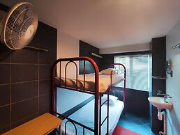 Natol Homestay - Hong Kong Rock Road