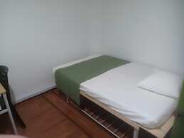 Natol Homestay - Hong Kong Rock Road