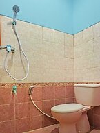 Super OYO 91535 J&b Rooms Tomang