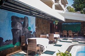 ROYAL CITY HOTEL-GARDEN