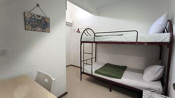 Natol Homestay - Kenyalang Park 