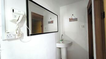 Natol Homestay - Kenyalang Park 