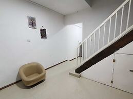 Natol Homestay - Kenyalang Park 