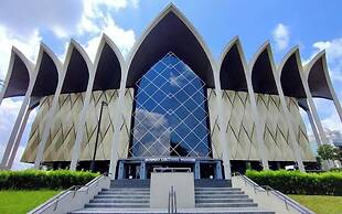 Natol Homestay - Kenyalang Park 