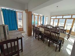 Hotel The Stone Palace