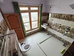 Hotel The Stone Palace