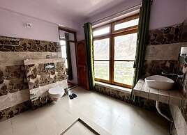 Hotel The Stone Palace