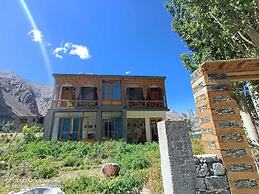 Hotel The Stone Palace