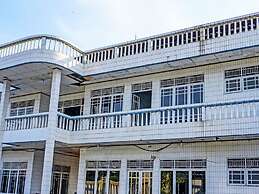 SPOT ON 91798 Hotel Grand Mutiara