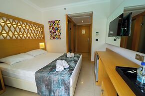 Aurasia Design Hotel