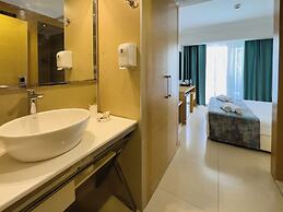 Aurasia Design Hotel