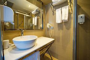 Aurasia Design Hotel