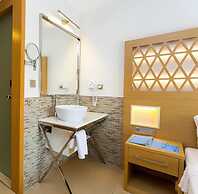 Aurasia Design Hotel