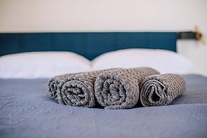 Art Deco Rooms by DuHomes