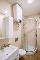 Art Deco Rooms by DuHomes