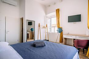 Art Deco Rooms by DuHomes