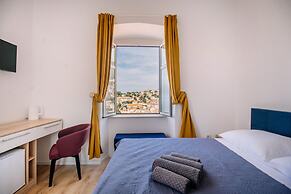 Art Deco Rooms by DuHomes