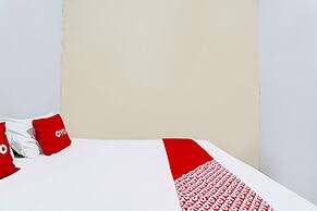 OYO Life 92127 Skyland Pasteur