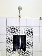 OYO Life 92127 Skyland Pasteur