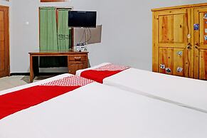 OYO Life 92127 Skyland Pasteur