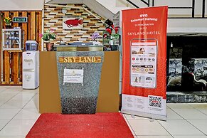 OYO Life 92127 Skyland Pasteur