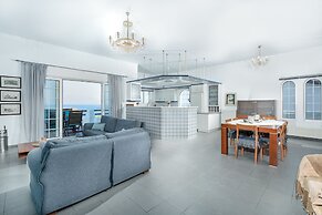 Deluxe Apartments Giamatasta