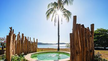 Bleu MATHIS Gili Asahan