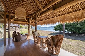 Bleu MATHIS Gili Asahan