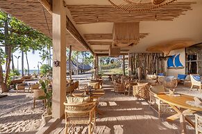 Bleu MATHIS Gili Asahan