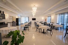 PM Hotel