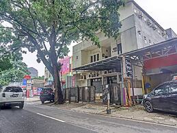 OYO 90689 Lily House