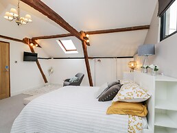 The Dunnit@manor Farm