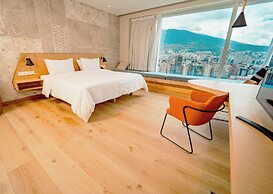 GO Quito Hotel