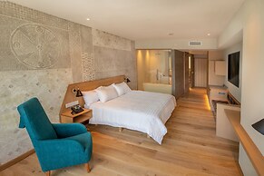 GO Quito Hotel