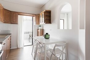 Signature 2BR Apartment in Marousi