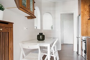 Signature 2BR Apartment in Marousi