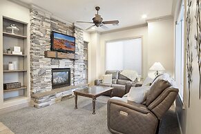 Sierra Sky Patio w/ Fireplace