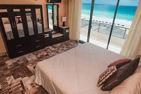 2 Bedrooms Ocean View Condo