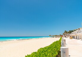 2 Bedrooms Ocean View Condo