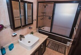 2 Bedrooms Ocean View Condo