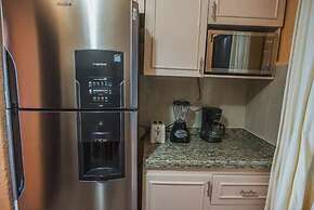 2 Bedrooms Ocean View Condo